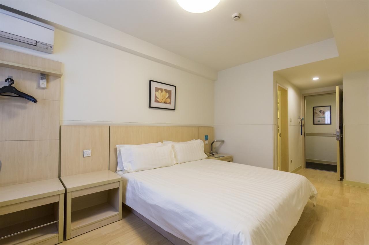 Jinjiang Inn Foshan Zumiao Qinren Road Exteriér fotografie